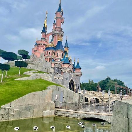 5 Min From Disneyland Cozy Retreat Apartment Montévrain Exterior photo