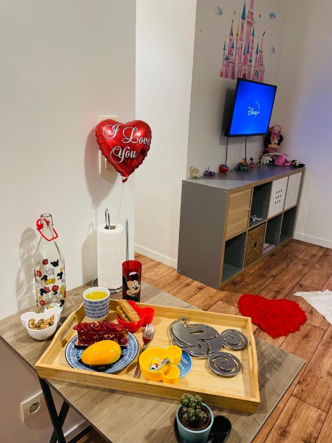 5 Min From Disneyland Cozy Retreat Apartment Montévrain Exterior photo
